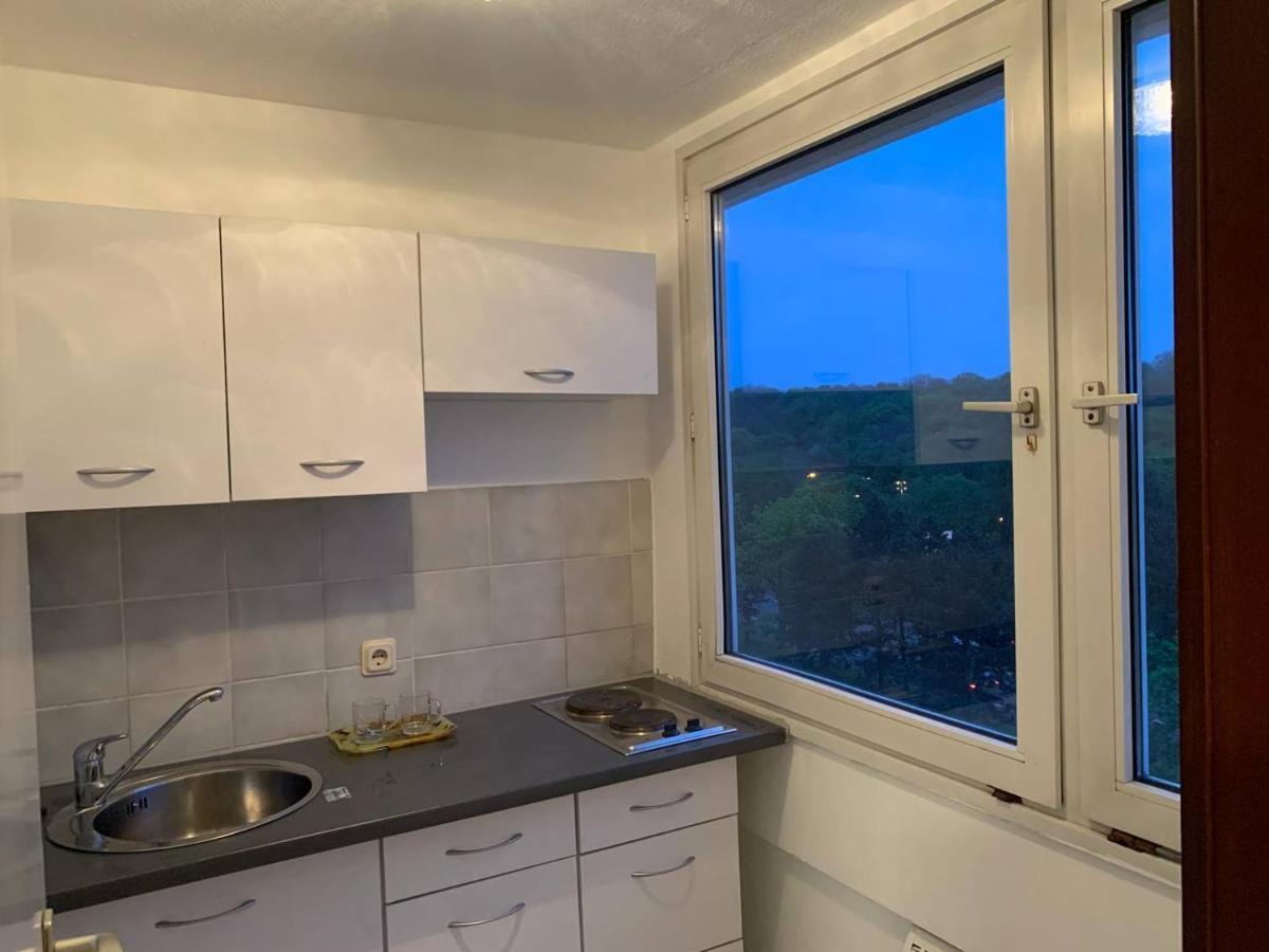 Moeblierte Apartment Im Herkules Koeln Neuehrenfeld Dış mekan fotoğraf